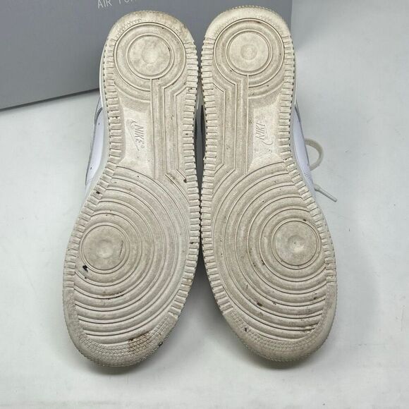 Nike Air Force 1 ‘07 Triple White Mens Sz 10 Low Top Athletic Shoes Sneakers CW2 main image 5